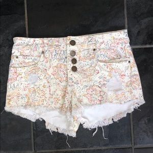 billabong pattern shorts